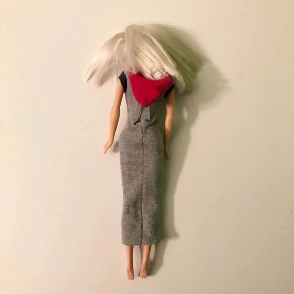 Barbie Doll Mattel Twist and Turn  Bendable Knees China Grey Dress - Picture 5 of 16